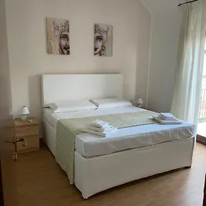 https://villetta-climene-apartment.sicilyhotelsitaly.net