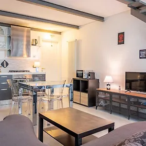 https://splendido-loft-dergano-m3.italymilanhotels.net